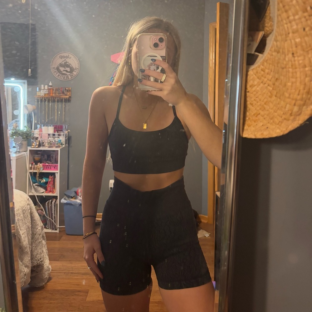 Aerie workout set